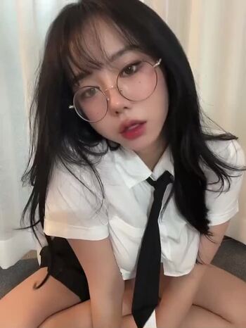 야동 364910번 썸네일