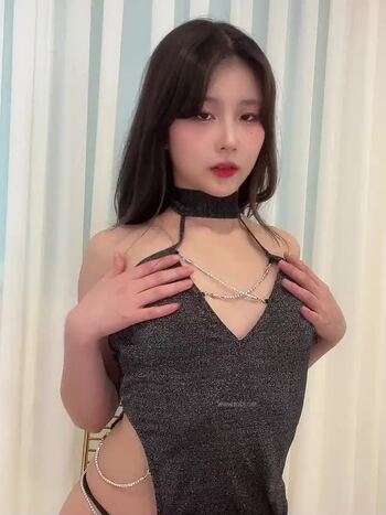 야동 415529번 썸네일