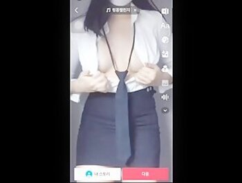 몸매 예쁜 틱톡녀2