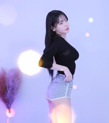 야동 391145번 썸네일