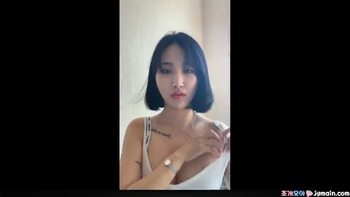 [BJ] 잠깐 방송하고 사라진 슬랜더 처자