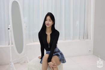 야동 369503번 썸네일