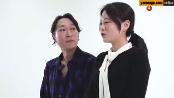 플레이 조커 옷벗기기 인디언 포커 서이