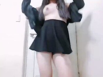 야동 358236번 썸네일