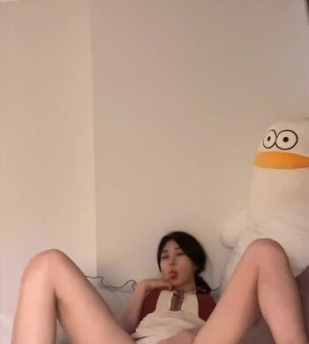 야동 532459번 썸네일