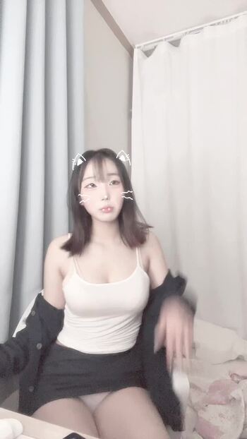 야동 738270번 썸네일