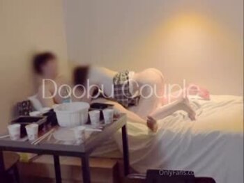 [한국야동] doobucouple 5월초대남 (2)