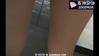 여친이랑 노래방떡 풀버젼 양심은있어서 모자이크는해줫네 - 애인 몰카 야외