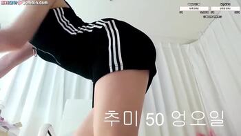 야동 748567번 썸네일