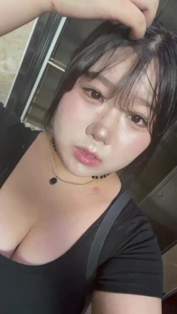 야동 731216번 썸네일