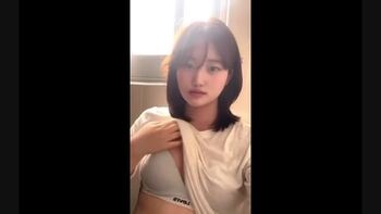 야동 744913번 썸네일