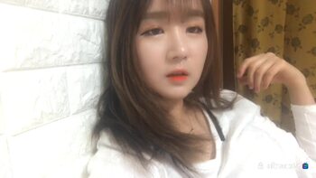 야동 530122번 썸네일