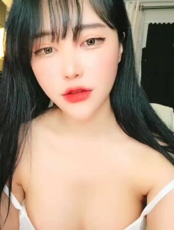 BJ 라이브방송중 벗방미션 BJ야동 후방주의