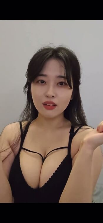 야동 583703번 썸네일