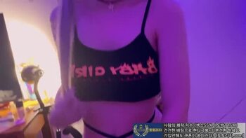 쌕끈하게 흔들어주는 여친 21분12초