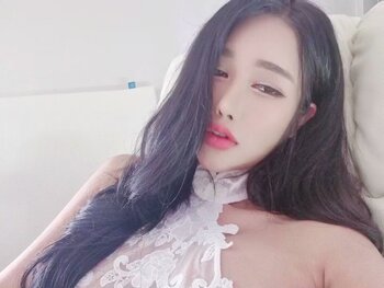 야동 593250번 썸네일