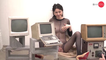 비밀스토리 메이킹 디자인팀 막내 나라 Nara Vol.12 Trench coats & body stockings_2.mp4 (cloned)