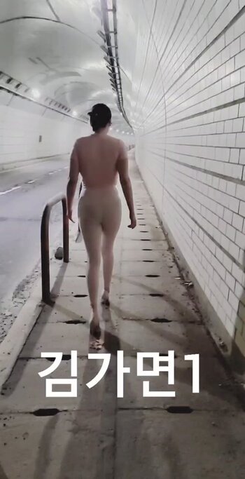 야동 311679번 썸네일