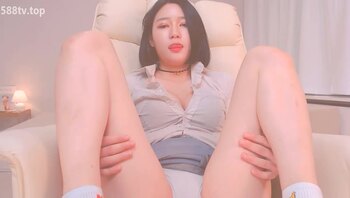 야동 623742번 썸네일